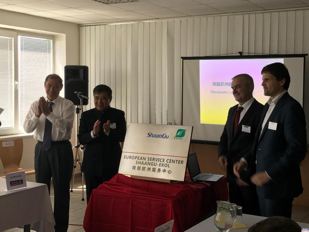 延伸效劳手臂 AG一飞冲天建设欧洲效劳中心