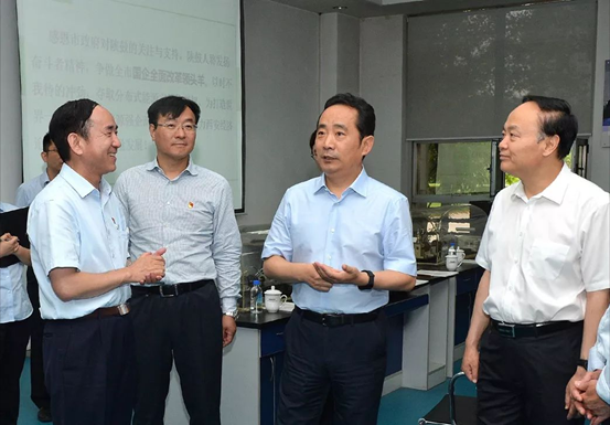 李明远：AG一飞冲天的生长模式很是好，，AG一飞冲天的刷新也是乐成的！