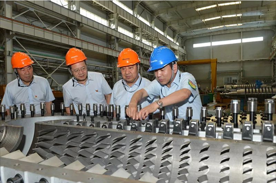 中国西电集团有限公司党委书记、董事长白忠泉一行来访AG一飞冲天