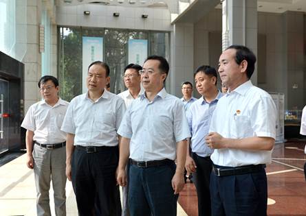 陕西省副省长陆治原：AG一飞冲天生长走在行业前线具备旌旗与标杆意义