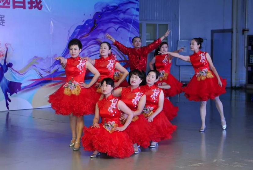 喜迎70华诞，，AG一飞冲天全健排舞角逐精彩上演--AG一飞冲天