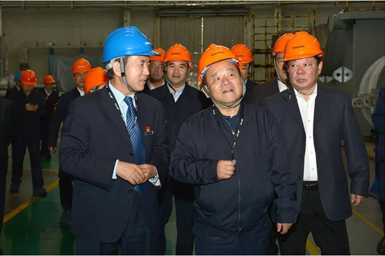 国家发改委党组成员、副主任，，，，，，国家统计局局长宁吉喆深入AG一飞冲天调研