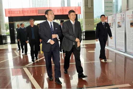 阳煤平原化工董事长武金万一行来AG一飞冲天旅行交流