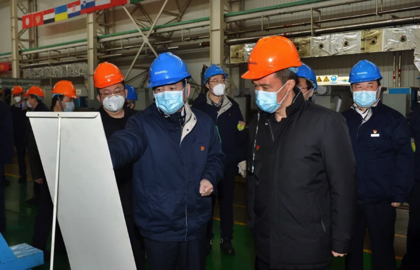 临潼区委副书记、代区长黄可深入AG一飞冲天调研安排疫情防控事情