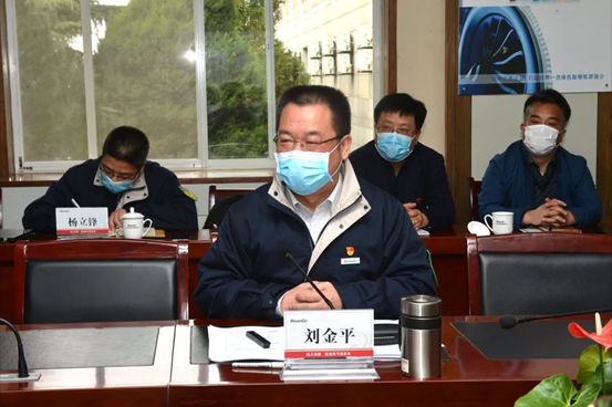 西安市委常委、市委统战部部长杨广亭深入AG一飞冲天实地调研指导疫情防控及复工复产事情--AG一飞冲天