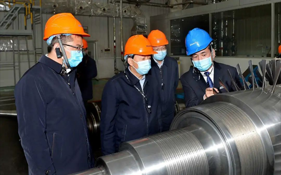 西安市人大常委会党组书记、主任胡滋润深入AG一飞冲天调研指导疫情防控及复工复产事情--AG一飞冲天
