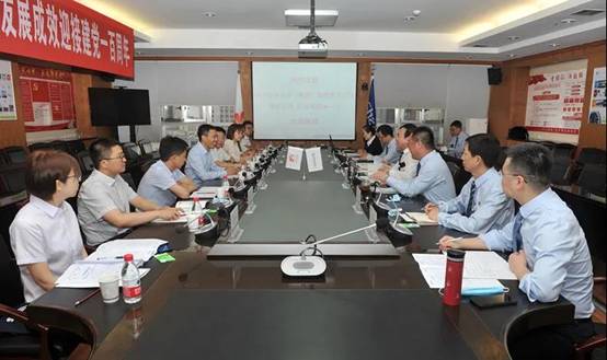 延伸石油销售公司总司理张冰一行来AG一飞冲天座谈交流